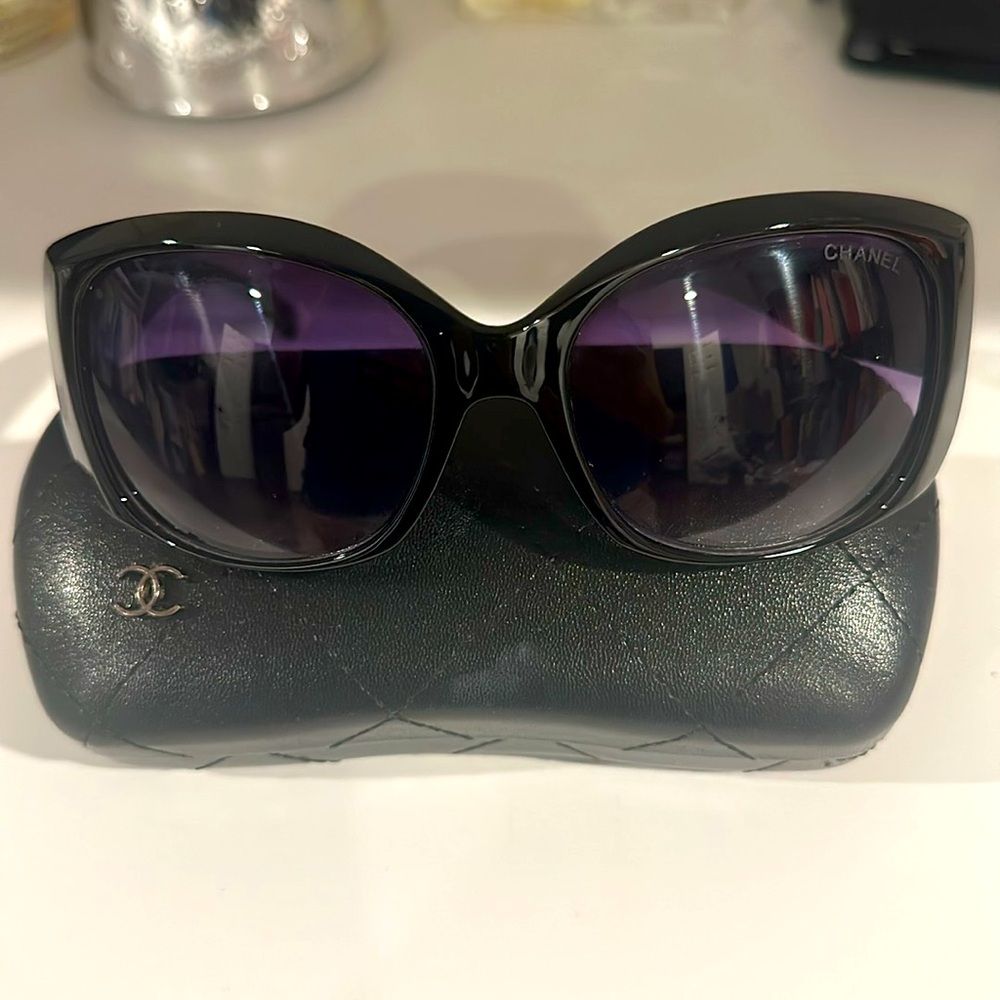 Chanel Black Butterfly Polarized Sunglasses women CN9925